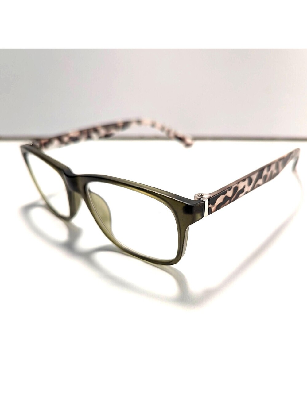 Jones New York Reading Glasses Tortoise JNMR076-5M Size: 53-17-140 FRAMES ONLY